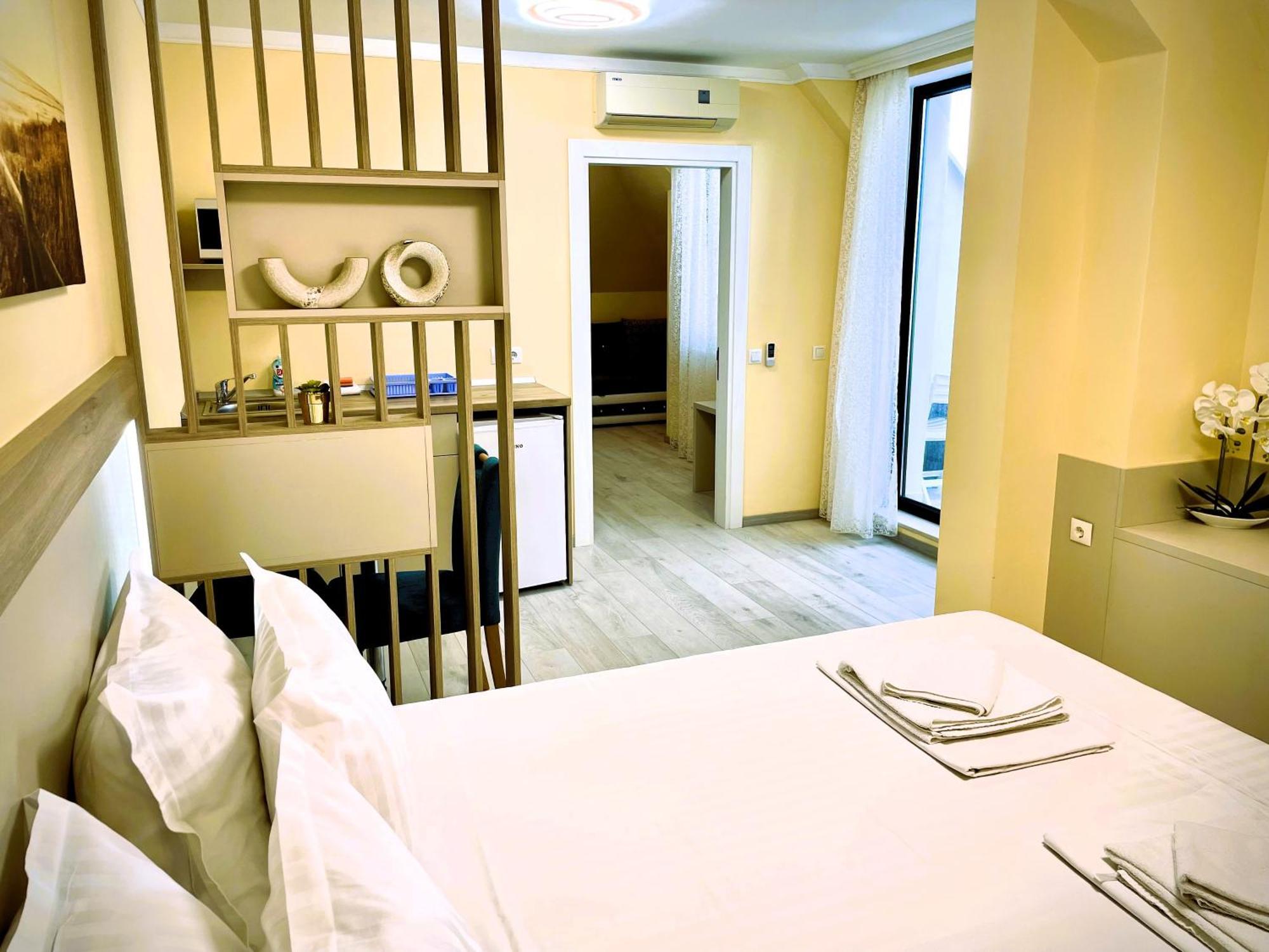 Sea View Apartment Free Parking Приморсько Екстер'єр фото