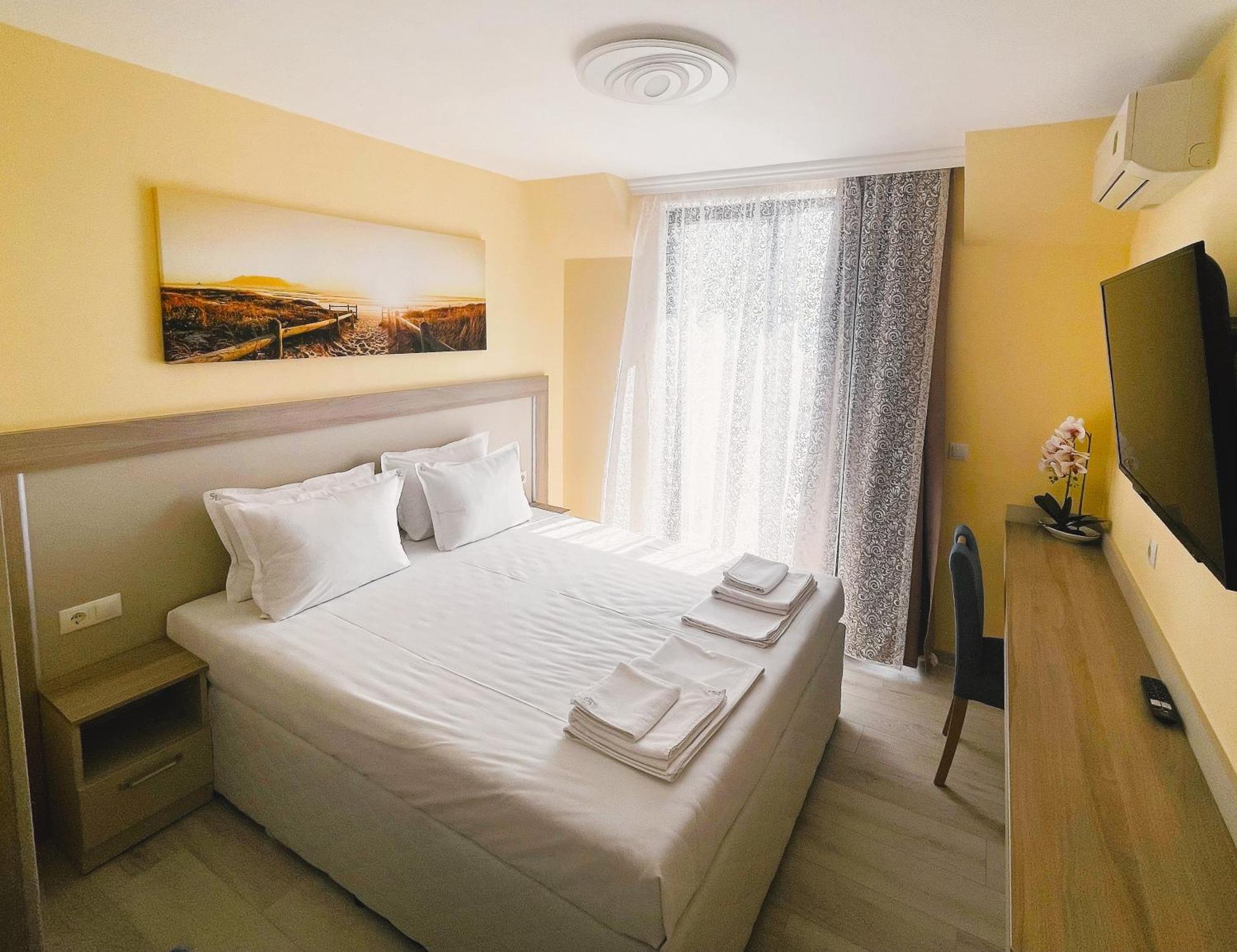 Sea View Apartment Free Parking Приморсько Екстер'єр фото